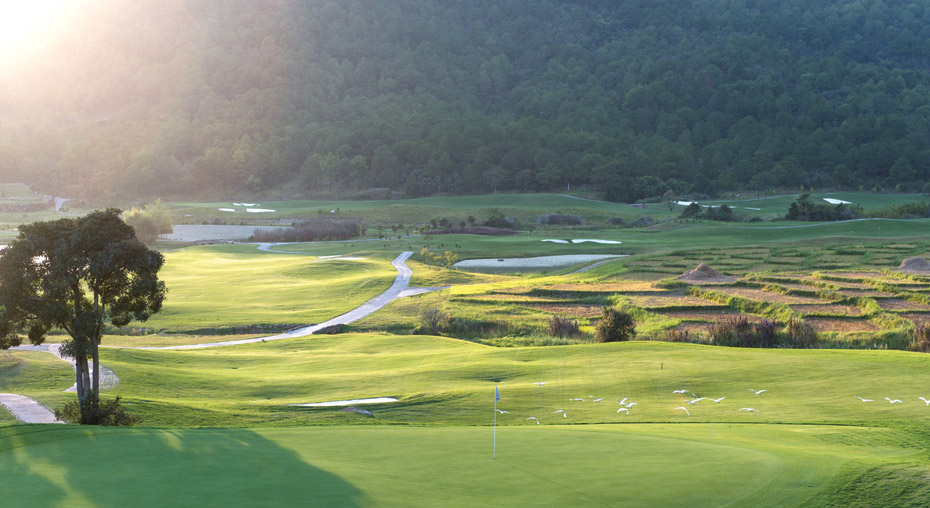 The Dalat At 1200 Country Club The Dalat At 1200 Country Club
